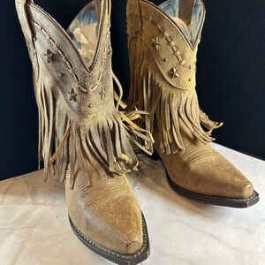 Dingo Tan Fringed Star Studded Ankle Boots